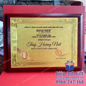 bảng vinh danh