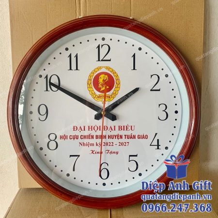 đồng hồ treo tường