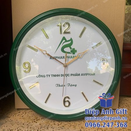 đồng hồ treo tường