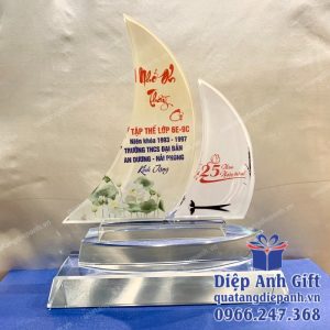 kỷ niệm chương họp lớp