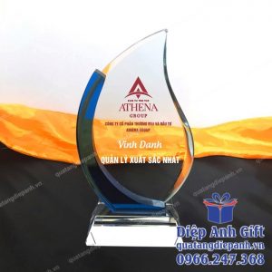 kỷ niệm chương pha lê