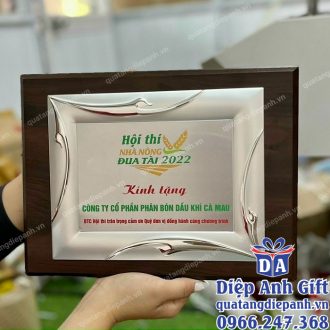 Bảng vinh danh