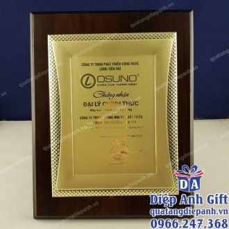 Bảng vinh danh