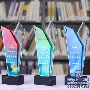 kỷ niệm chương cúp pha lê