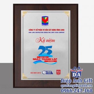 Bằng khen vinh danh gỗ