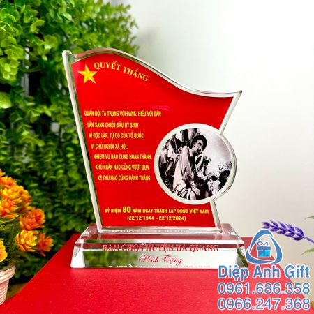 kỷ niệm chương