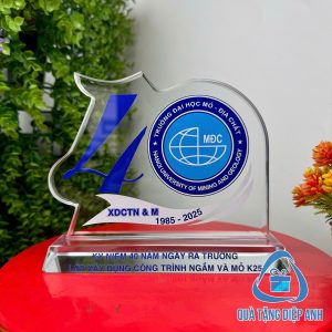 kỷ niệm chương
