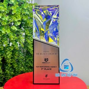 kỷ niệm chương