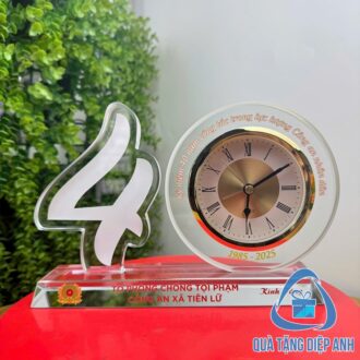 bộ số kỷ niệm pha lê