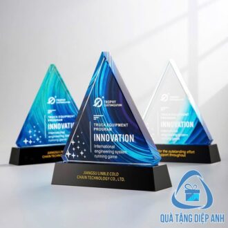 kỷ niệm chương