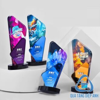 kỷ niệm chương