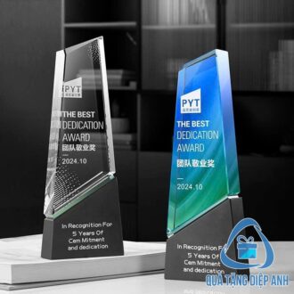 kỷ niệm chương